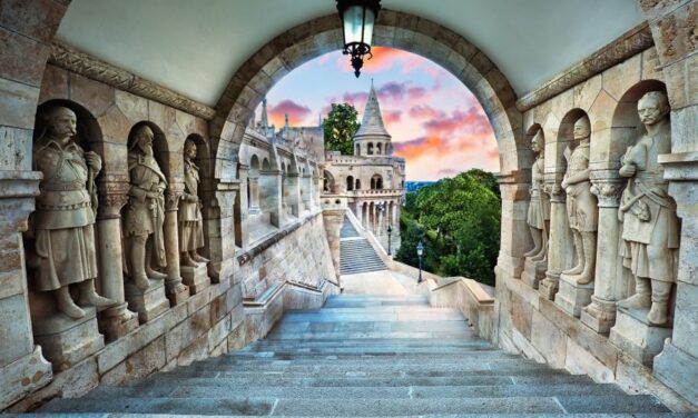 FREE TOUR DI BUDA