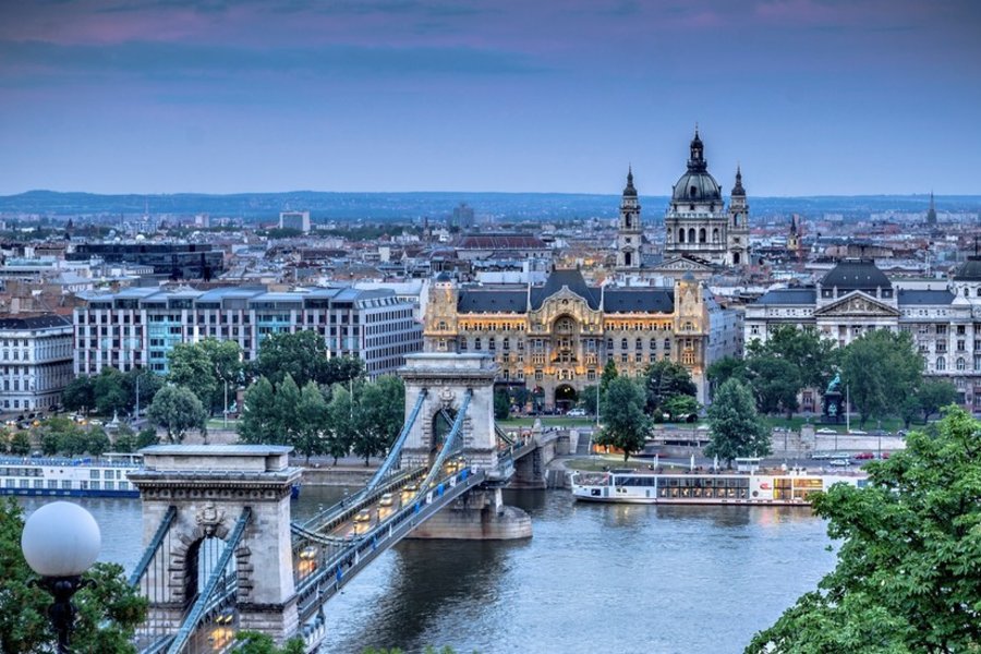 MEZZA GIORNATA: BUDA+PEST